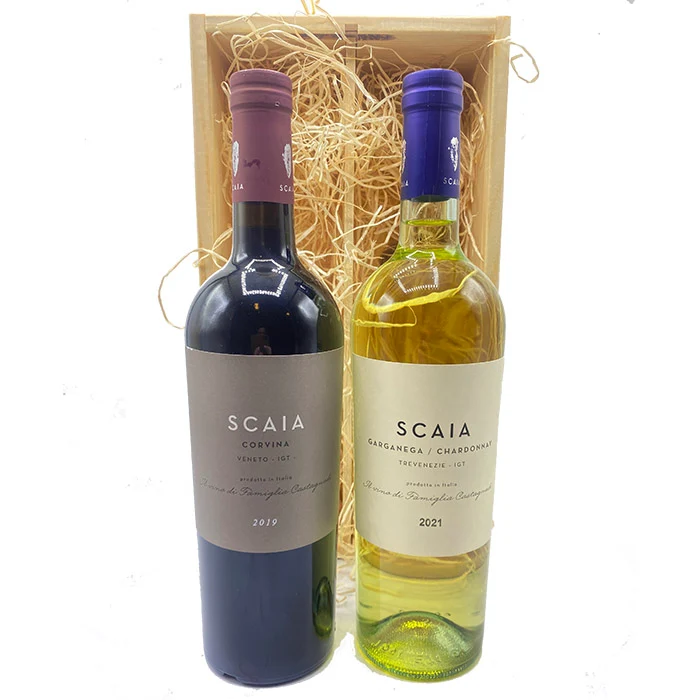Wijngeschenk Scaia Italië – Geschenk met Italiaanse Rode en Witte Wijn in Luxe Houten Kist