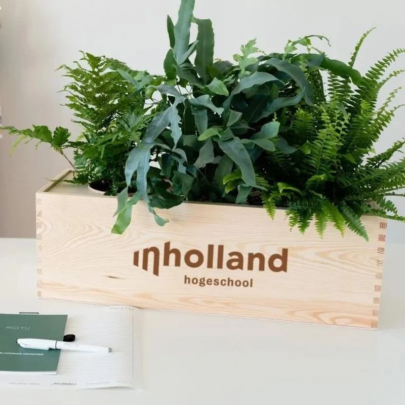 Ervaar zelf: kerst relatiegeschenk met jouw logo!