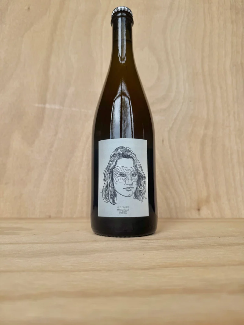 Gut Oggau - Mascarade Weiss 2024/2025